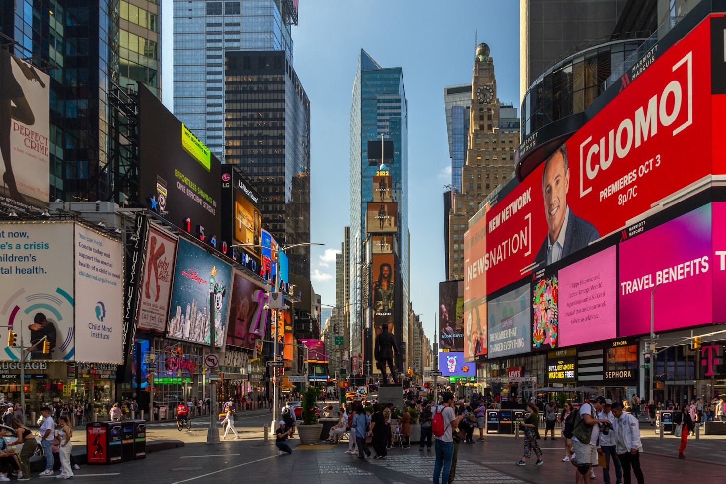 Navigating The Changing Real Estate Market Trends